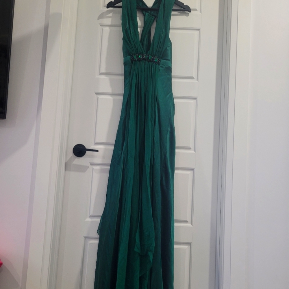 NWT gown